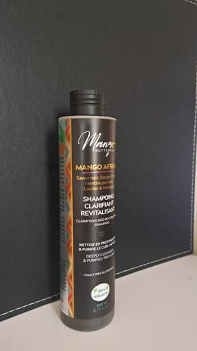 Mango Butterfull MANGO AFRIKA Shampoing clarifiant 200ml savon noir